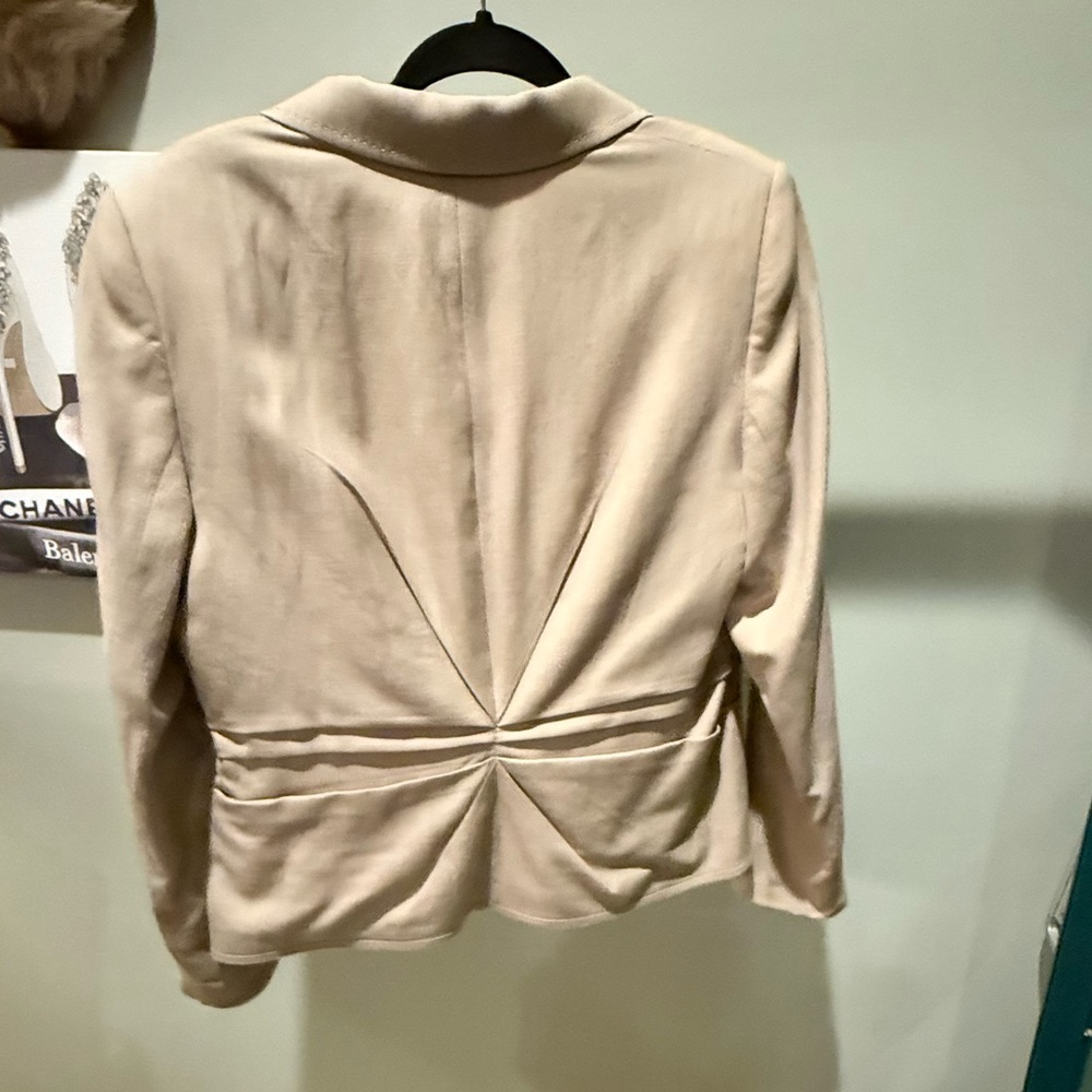 Escada Linen Cream Pleat back Blazer/Jacket Size 44/XL MSRP $325 - Picture 10 of 15